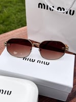 نظارة miu miu إطار ذهبي - عدسة بني