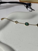 إسوارة LOUIS VUITTON معدن ذهبي أخضر