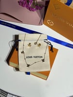 سلسال LOUIS VUITTON ذهبي