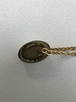 سلسال hermes مع حلق ذهبي - ازرق