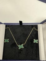 سلسال شوميه مع حلق ذهبي - اخضر