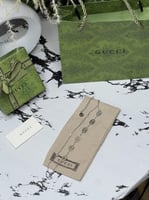 اسوارة GUCCI معدن ذهبي او فضي