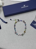 اسوارة سوارفيسكي ملون