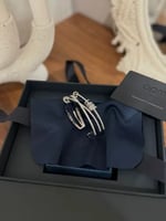 إسوارة apm فضي