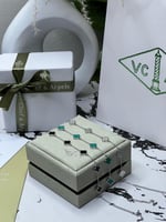 أسوارة Van cleef فضي وردة