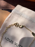 إسوارة LOUIS VUITTON معدن ذهبي