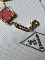 إسوارة Van cleef ذهبي -وردي