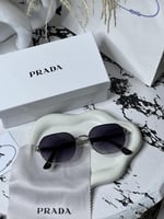 نظارة PRADA ايطار فضي