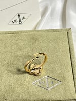 خاتم Van cleef ذهبي _صدفي
