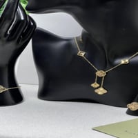 طقم van cleef ذهبي