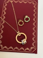 سلسال carter الثلاثي معدن ذهبي