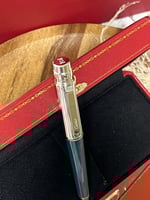 قلم حبر من مجموعة سانتوس دو كارتيه