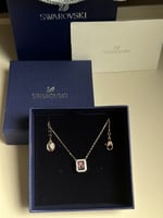 سلسال سوارفيسكي قولد روز