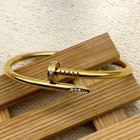 إسوارة carter المسمار الماسية - ذهبي