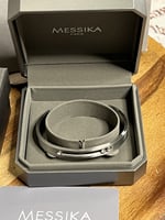 إسوارة MESSIKA فضي