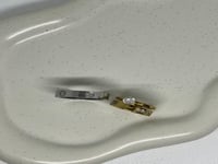 نحت على الخاتم ليزر