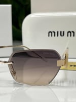 نظارة - MIU MIU