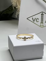 اسوارة فان كليف ذهبي