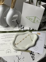 إسوارة Van cleef ذهبي -كرستالات