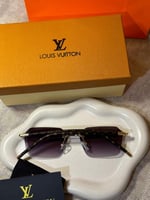 نظارة LOUIS VUITTON