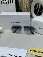 نظارة - MIU MIU