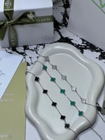 أسوارة Van cleef فضي وردة