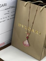 سلسال BVLGARI الماسي