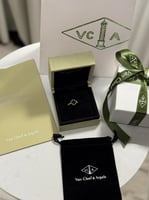 خاتم Van cleef ذهبي - اسود