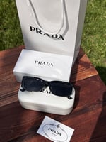 نظارة PRADA أسود