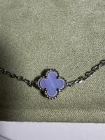 إسوارة Van cleef فضي - فيروزي