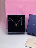 سلسال سوارفيسكي فضي كريستالة صفراء