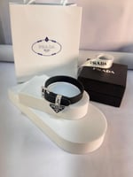 إسوارة Prada ملون