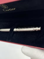 قلم حبر من مجموعة سانتوس دو كارتيه