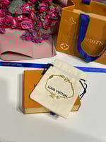 إسوارة LOUIS VUITTON معدن ذهبي