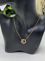 سلسالFENDI معدن ذهبي