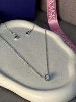 سلسال سوارفيسكي فضي كريستالة زرقاء