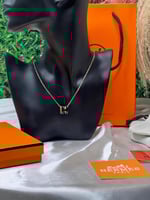 سلسال HERMES معدن ذهبي أسود