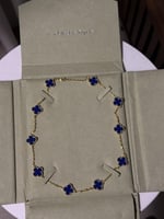 سلسال فان كليف 10 وردات - أزرق