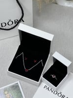 طقم باندورا أحمر