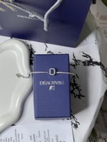 اسوارة سوارفيسكي فضي_كرستالة زرقاء