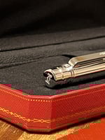 قلم حبر من مجموعة سانتوس دو كارتيه