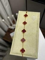 إسوارة Van cleef ذهبي - عودي
