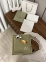 خاتم Van cleef لونين( ذهبي - فضي )