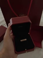 خاتم carter الذهبي