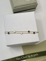 إسوارة Van cleef ذهبي _ أسود- أبيض