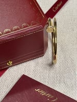 إسوارة carter المسمار الماسية - ذهبي