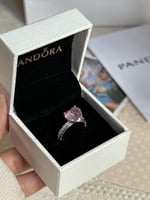 خاتم باندورا PANDORA فضي كرستالة وردي الجوهرة