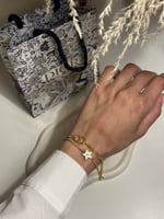 إسوارة Christian Dior ذهبي