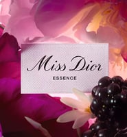 عطر مس ديور إيسانس من كرستن ديور أو دو بارفيوم 50م...