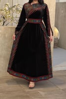 فستان مخمل بتطريز فلسطيني